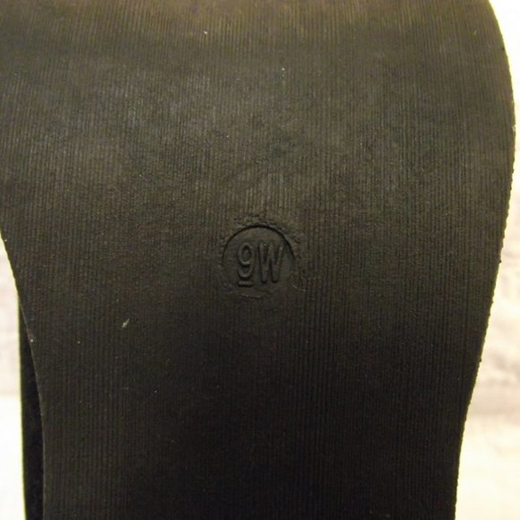 PENNINGTONS Womens heeled ankle Boot, Sz 9W - Picture 10 of 11